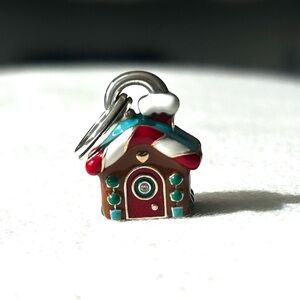 Brighton Holiday Gingerbread House Charm